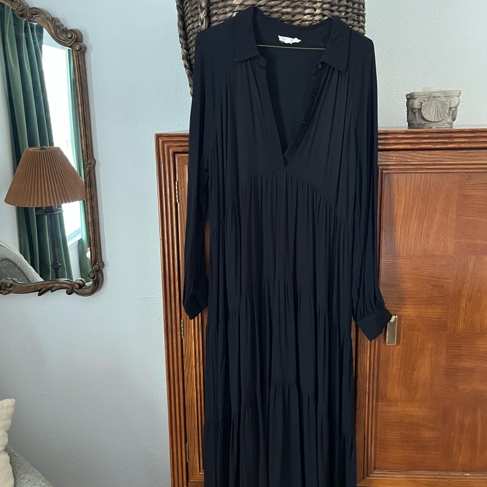 Elegant Black Maxi Dress